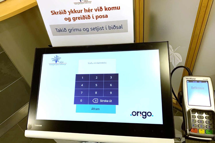 Sjálfsafgreiðsluskjár í móttöku HSS